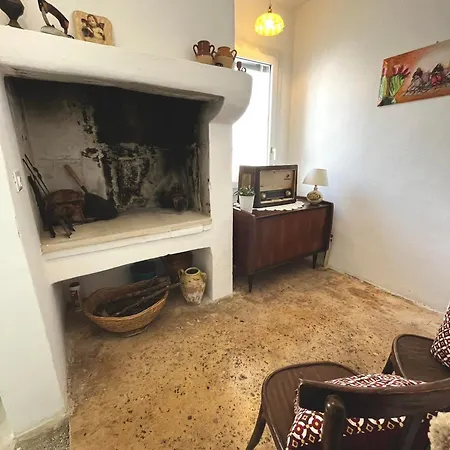 Casa Rotuli Parabita